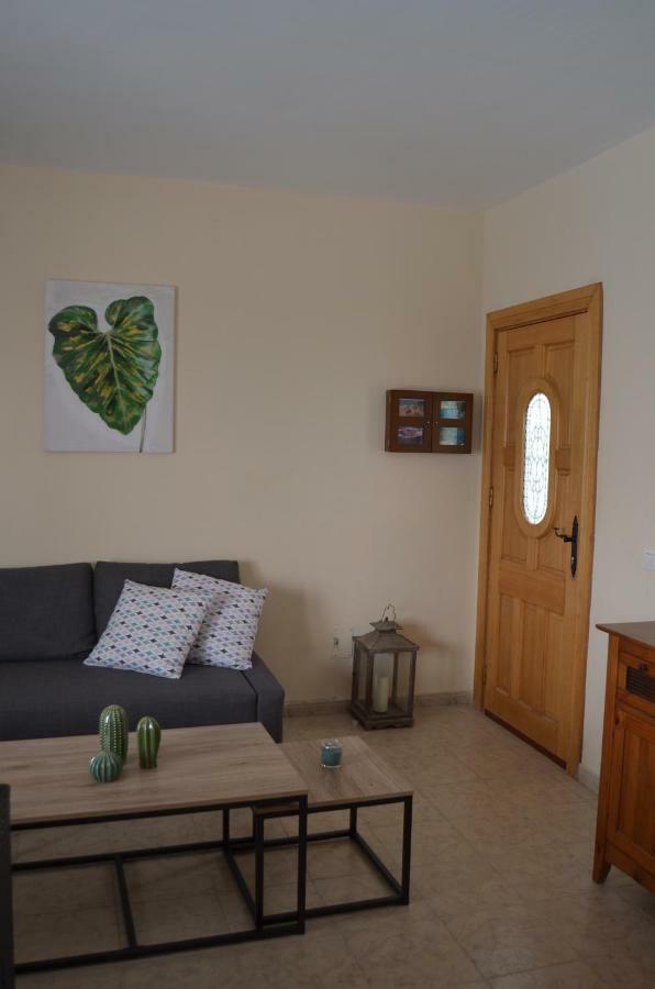 Villa Lola
