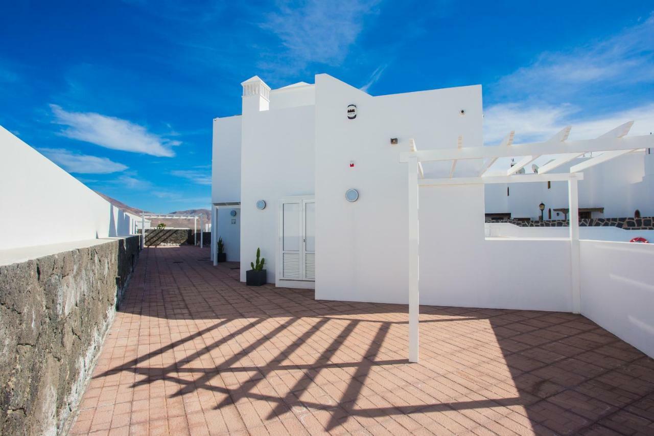 Amparo Villa