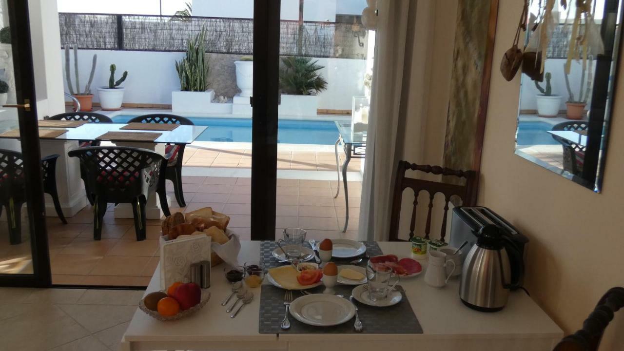 Bed & Breakfast Las Buganvillas 65 Playa Blanca (Lanzarote)