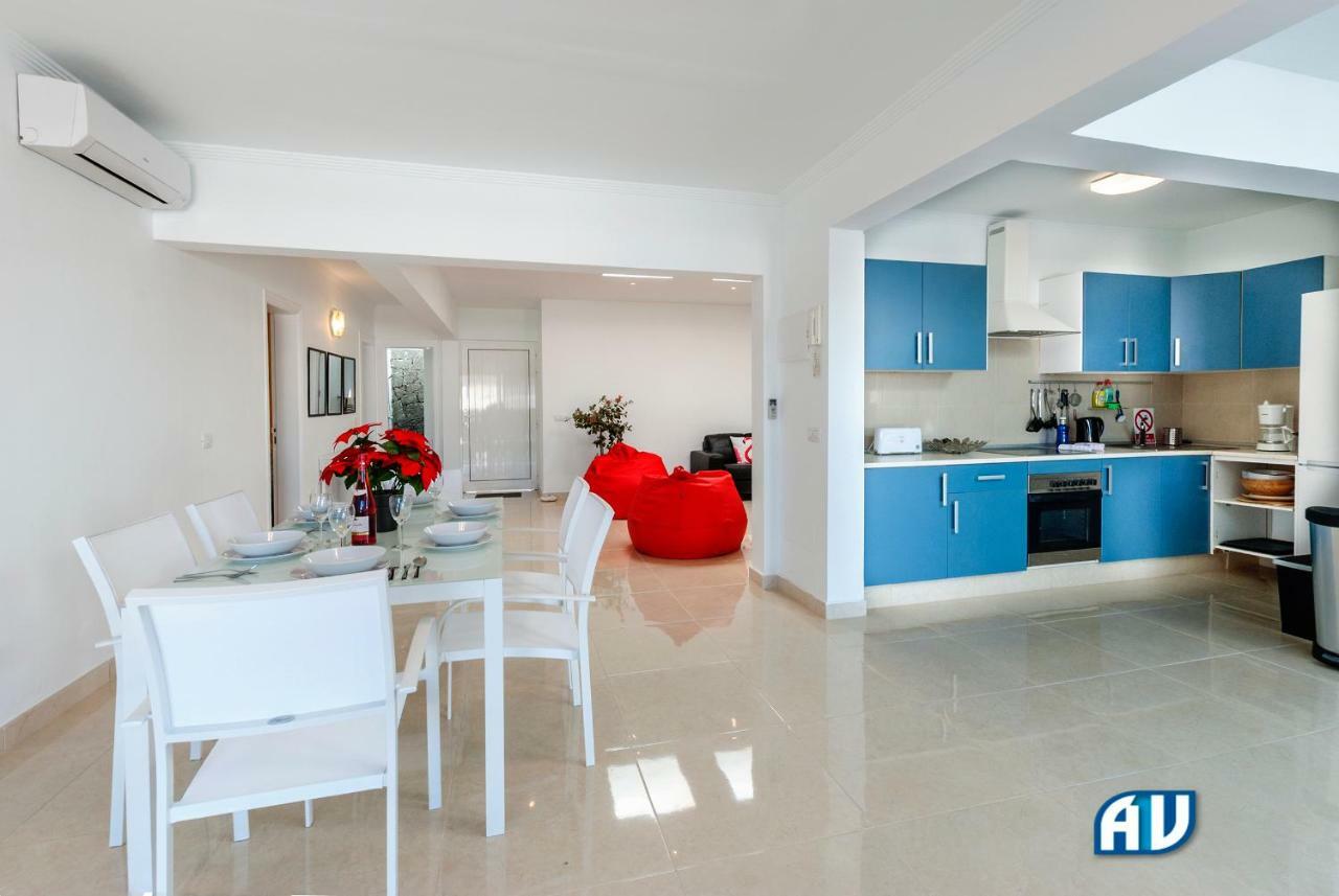 Modern & Bright With Separate Studio - El Guanche *