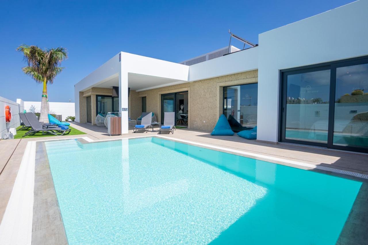 Sea Breeze Lapa And Claca Villa *
