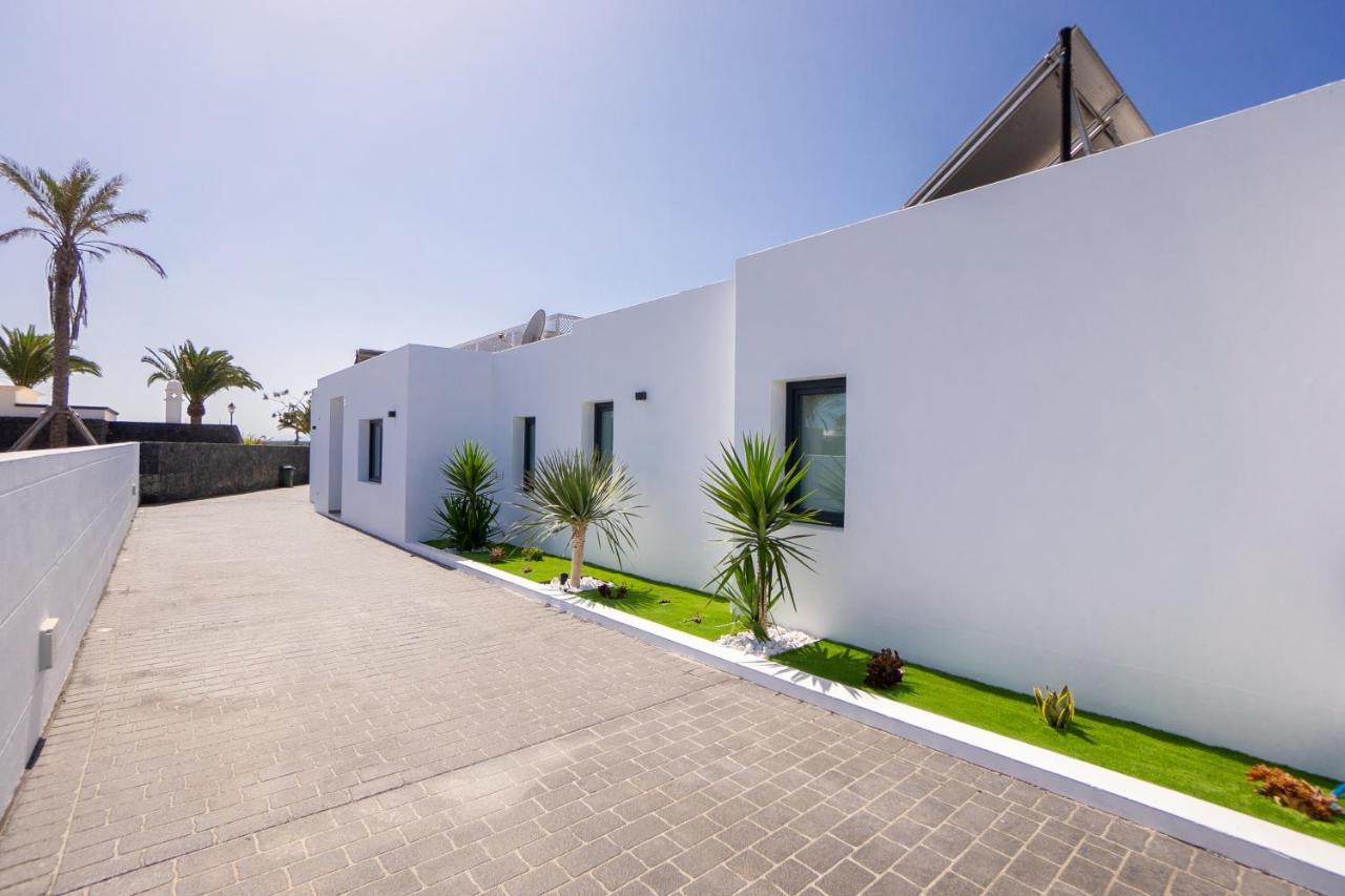Sea Breeze Lapa And Claca Villa