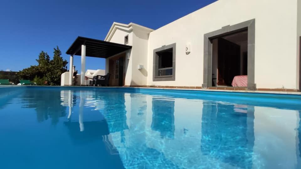 Villa Bol-can Con Piscina Privada Playa Blanca (Lanzarote)