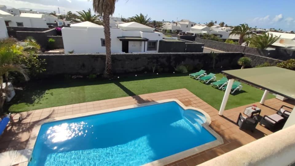 Bol-can Con Piscina Privada Villa Playa Blanca (Lanzarote)
