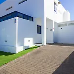 La Casa Sandra - Superbe Villa ***** Vue Mer, Wifi, Piscine Chauffee