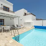 Villa Acomari By Villa Plus