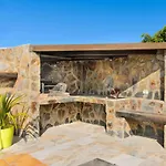 Villa Piedra