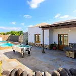 Villa Piedra