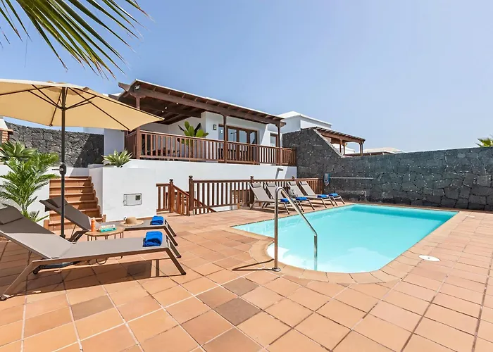 Villa Rosa By Villalia