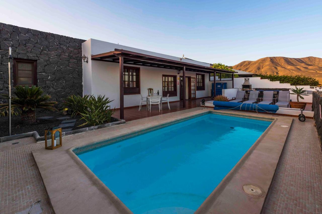Pola Marinas Villa
