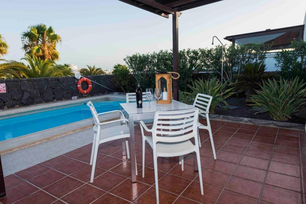 Pola Marinas Villa *