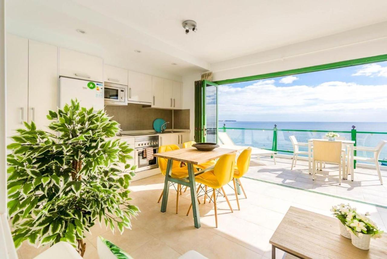 Apartment Sea Breeze Ocean View