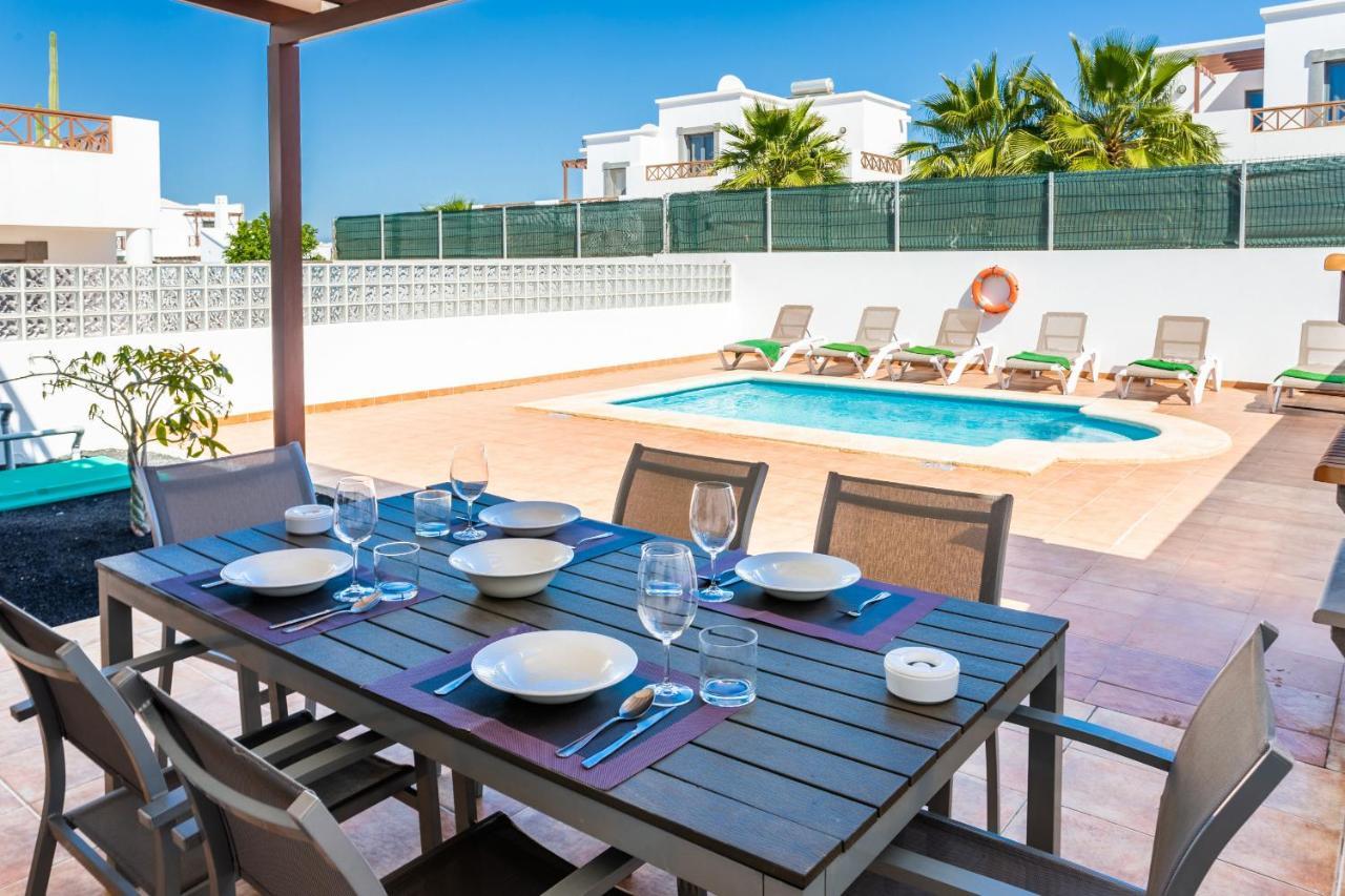 Verona Playa Blanca Villa *