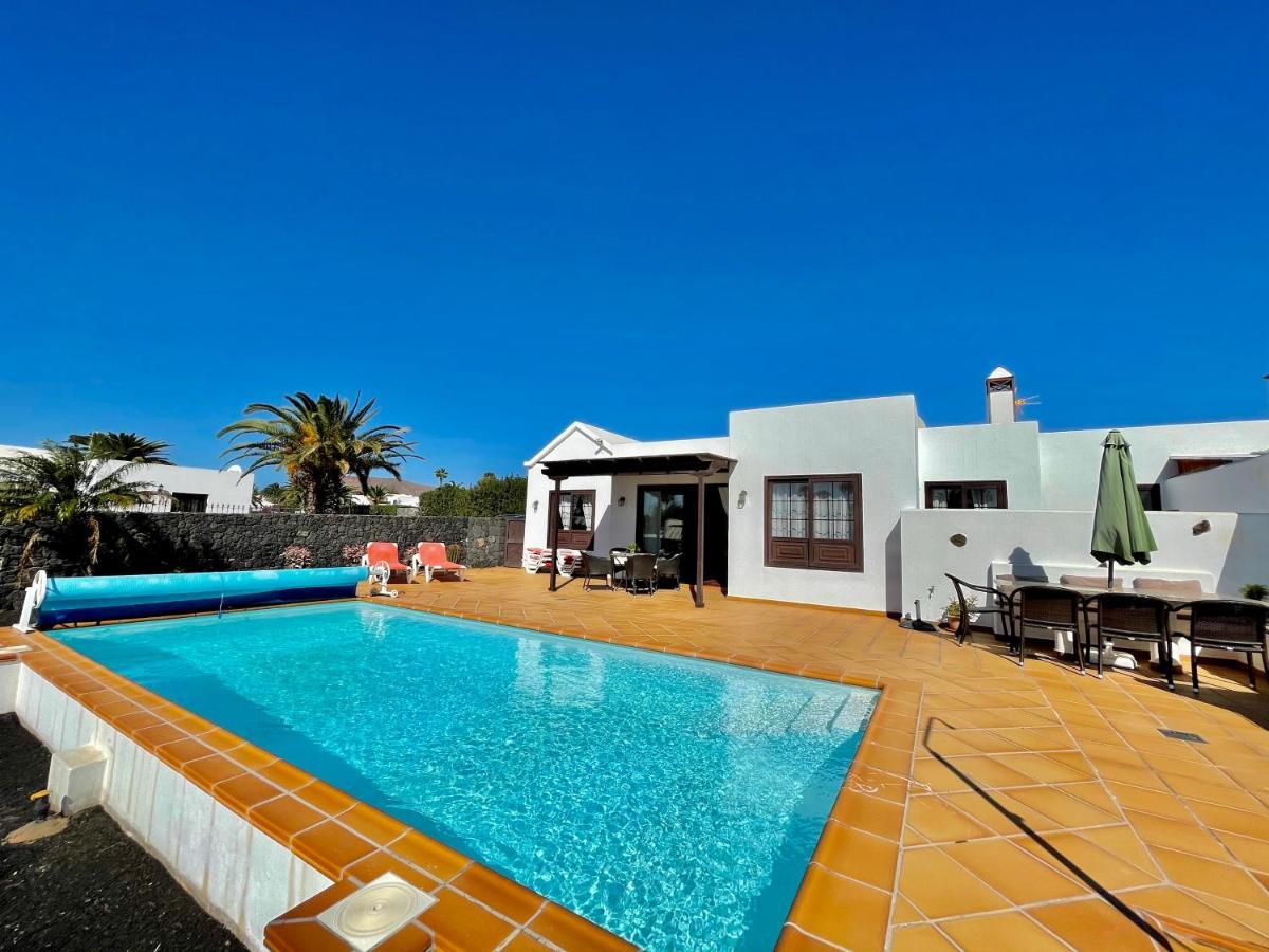 Pilar Villa Playa Blanca (Lanzarote)
