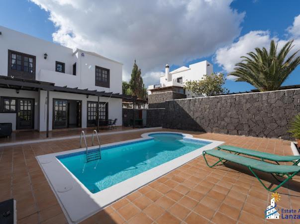 Oasis Playa Blanca (Lanzarote)