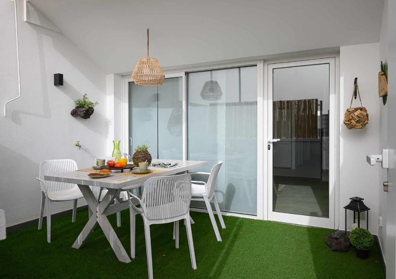 Monstera House - Near The Beach, Air-con, Fast Wifi And Sat Tv By Lanzarote