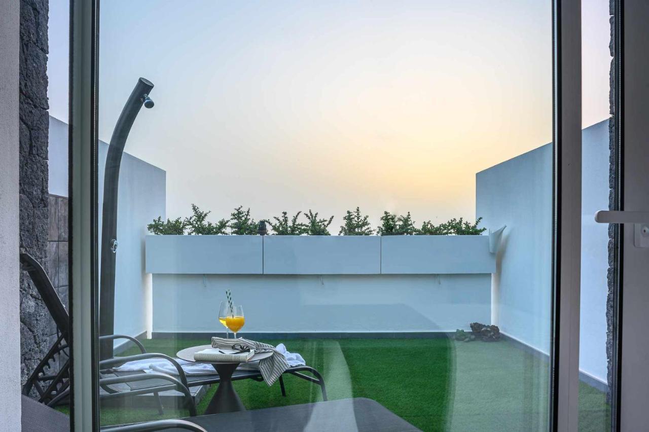 Monstera House - Near The Beach, Air-con, Fast Wifi And Sat Tv By Lanzarote Apartment *