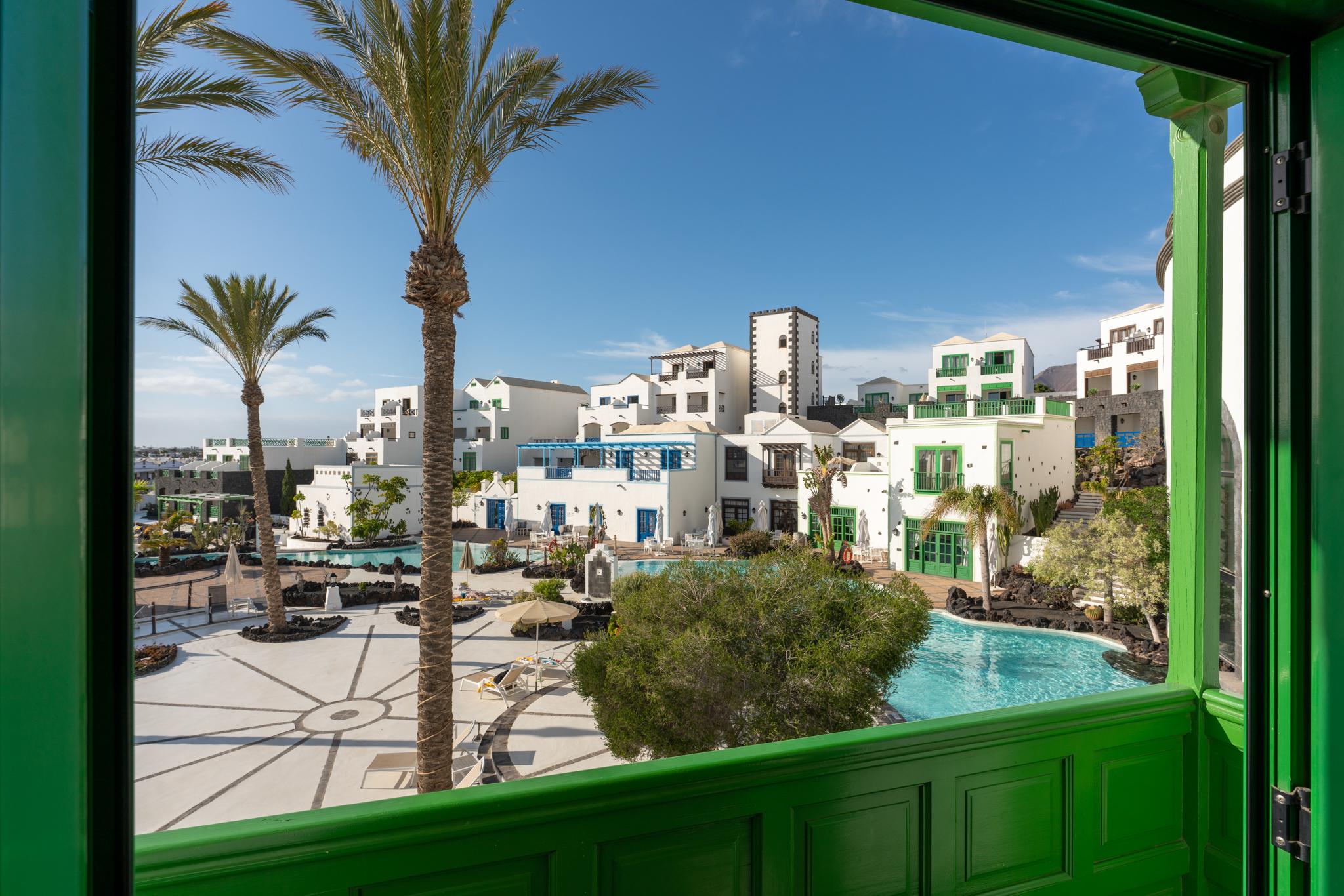 Livvo Volcan Lanzarote Resort 5*