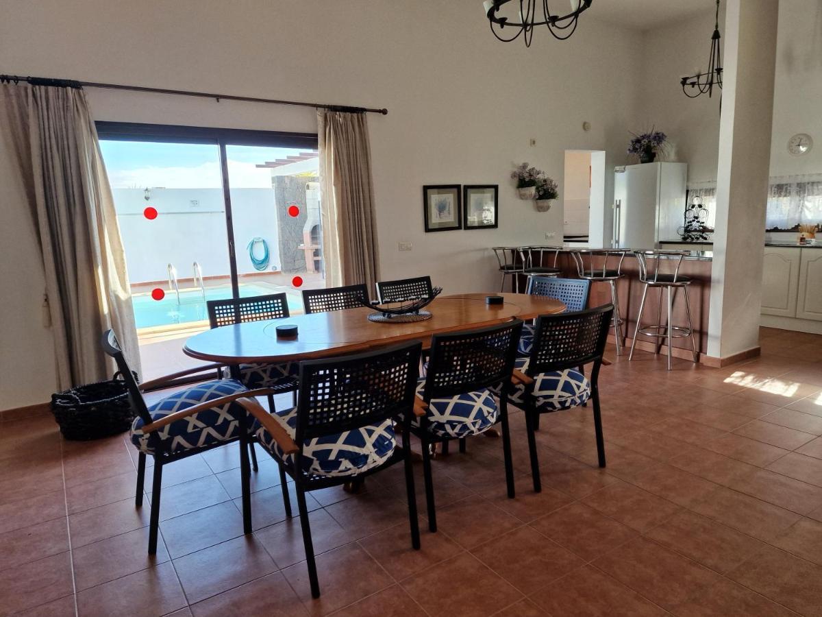 Georgiana - 4 Bed Property With Private Pool Playa Blanca (Lanzarote)