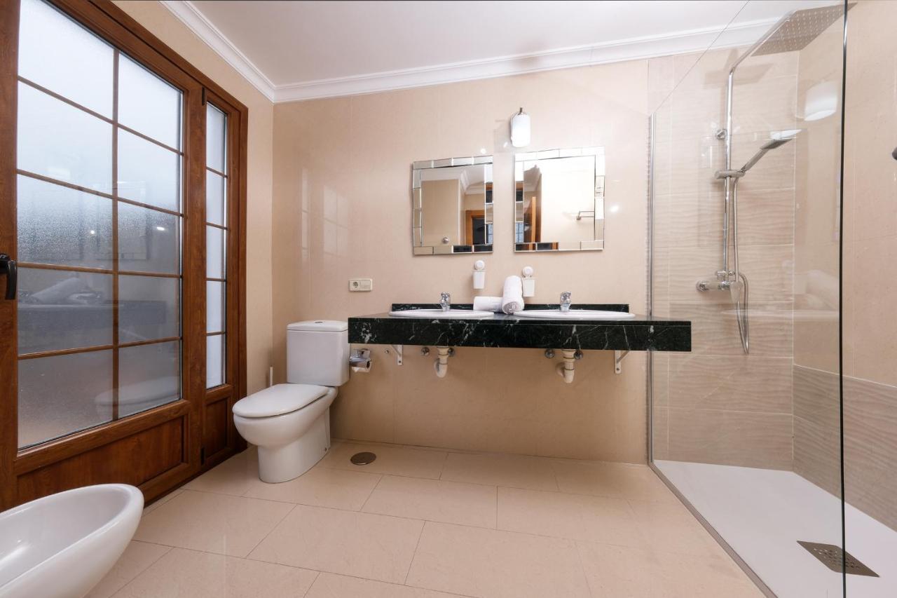 Villa Flavia - Private Pool, Jacuzzi, Bbq And Game Room By Lanzarote Vacation Homes * Playa Blanca (Lanzarote)