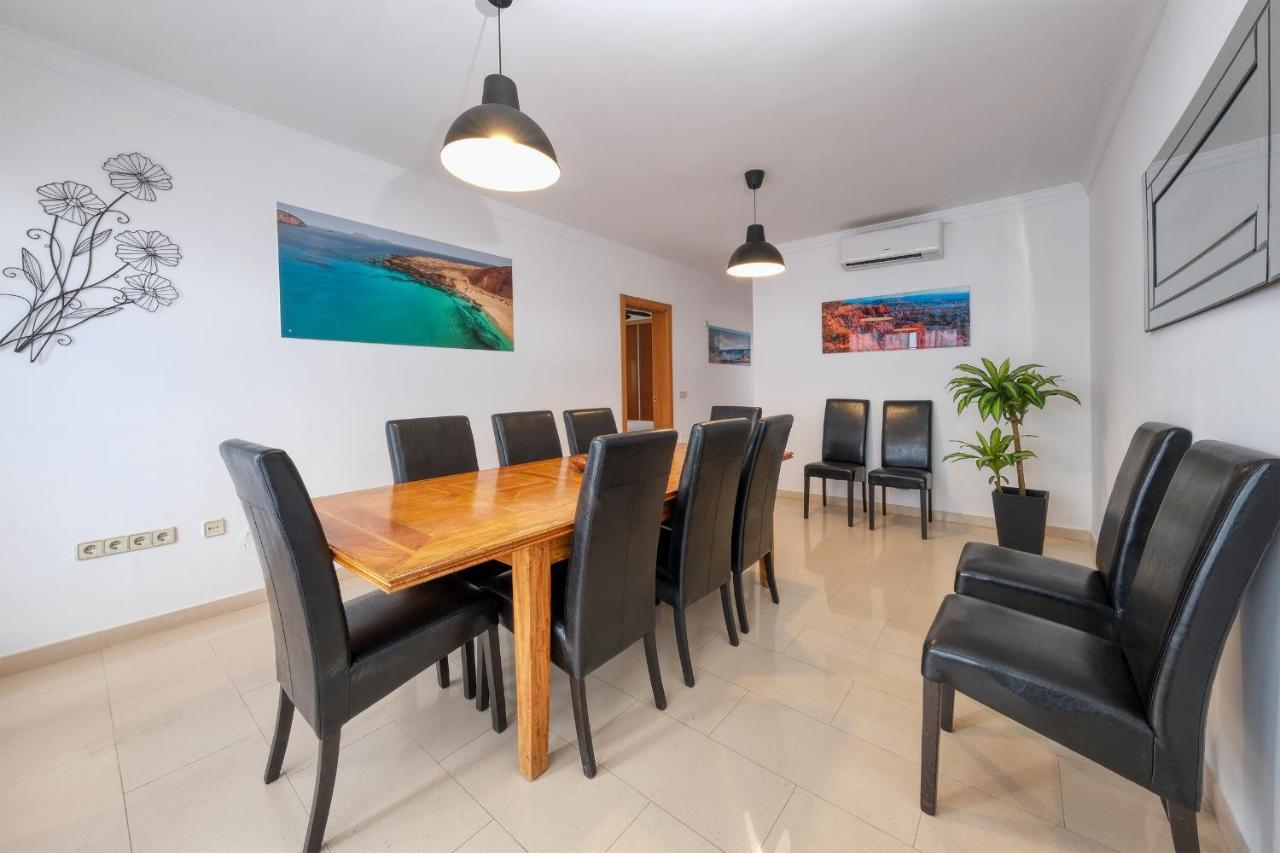Villa Flavia - Private Pool, Jacuzzi, Bbq And Game Room By Lanzarote Vacation Homes Playa Blanca (Lanzarote)