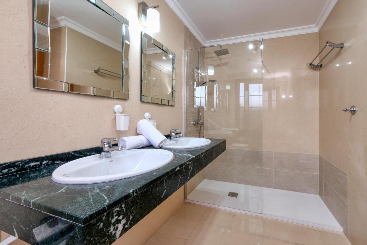 Villa Flavia - Private Pool, Jacuzzi, Bbq And Game Room By Lanzarote Vacation Homes Villa *