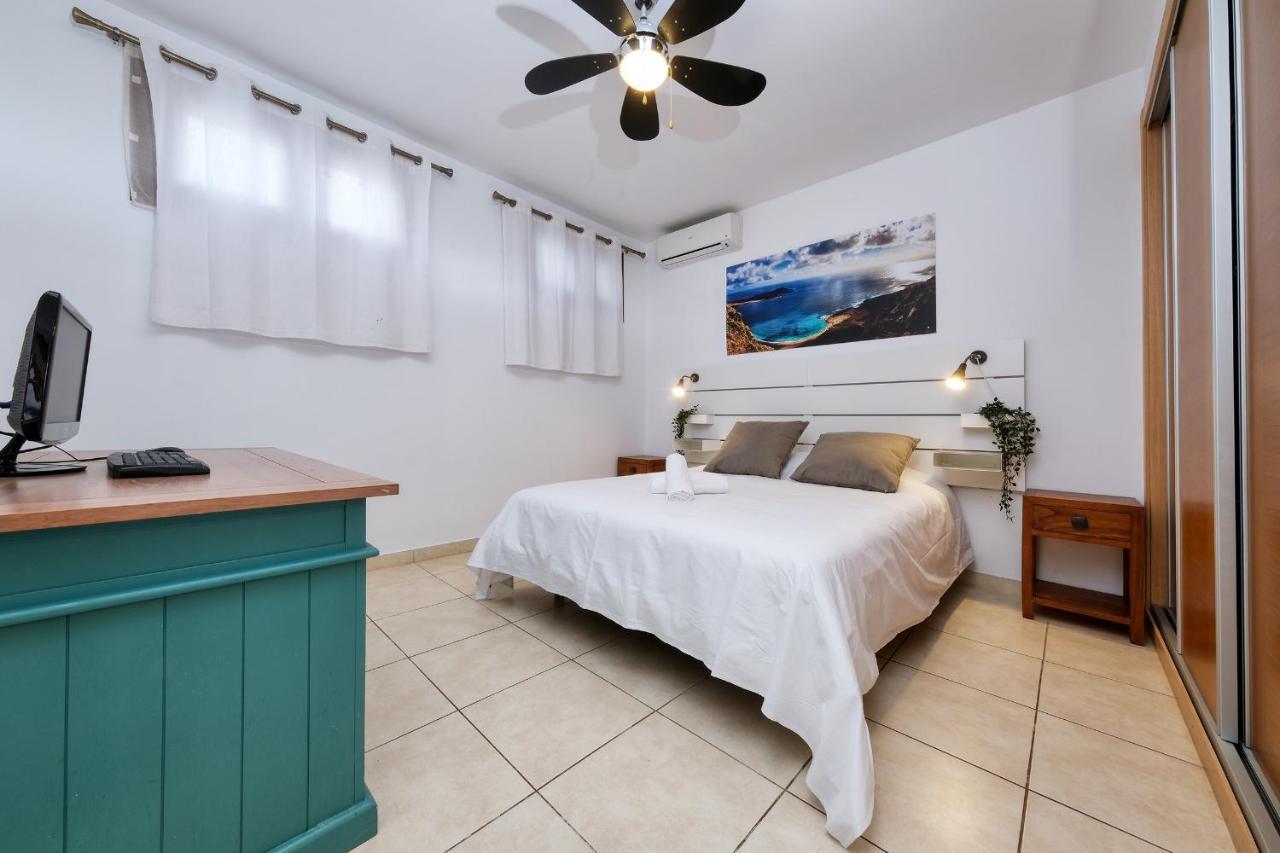 Villa Flavia - Private Pool, Jacuzzi, Bbq And Game Room By Lanzarote Vacation Homes *