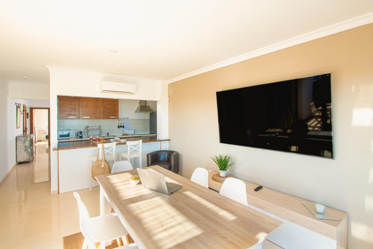 Villa Cavendish With Sea Views And Heatable Pool Close To Flamingo Playa Blanca (Lanzarote)