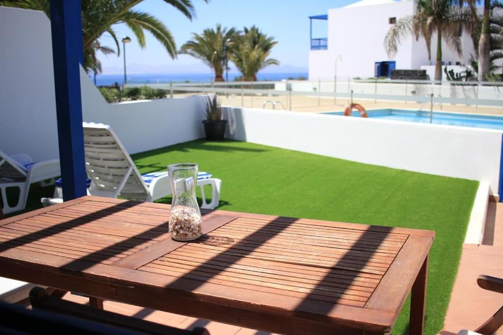 Duplex Con Piscina En 1ª Linea De Mar. Super Vistas *