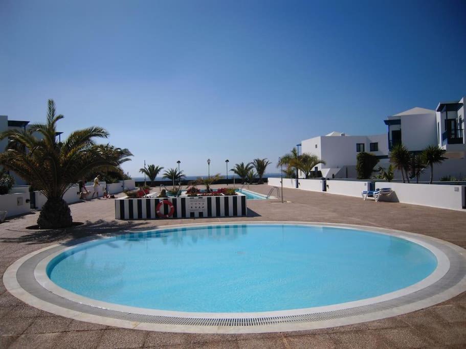 Duplex Con Piscina En 1ª Linea De Mar. Super Vistas