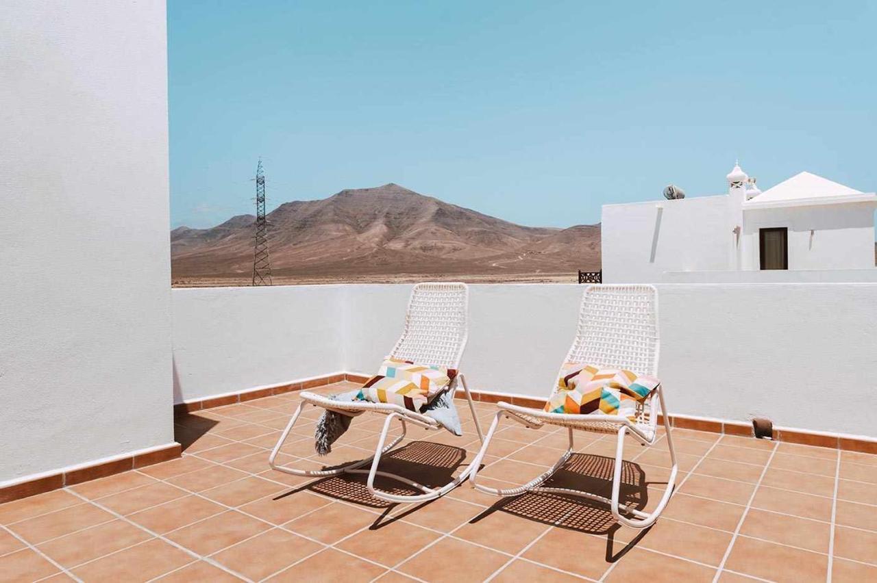 Lyra, Piscina Climatizada Villa