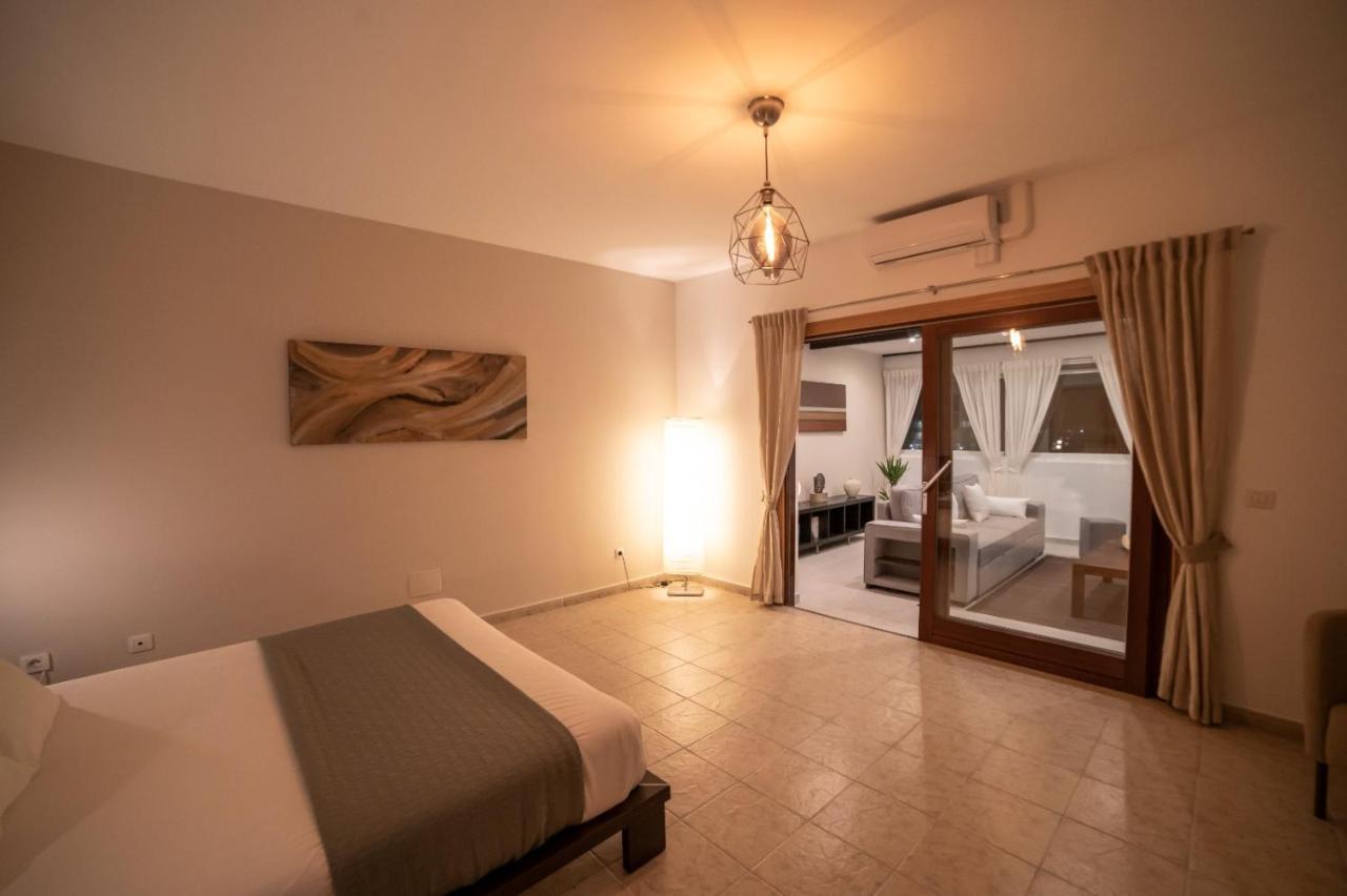 The Lighthouse, Piscina Climatizada Villa *