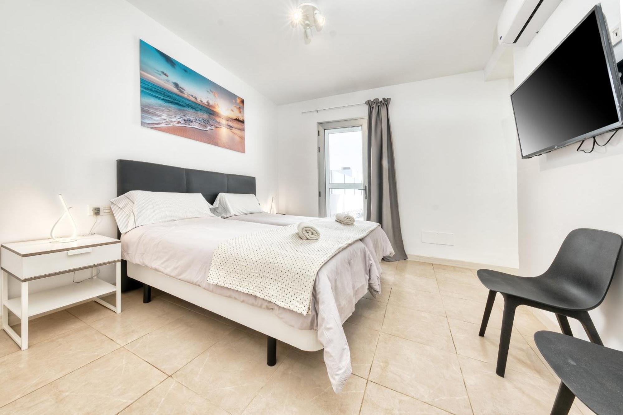 Cassia - Private Pool, Foosball, Bbq, Air-con And Sat Tv Holiday home