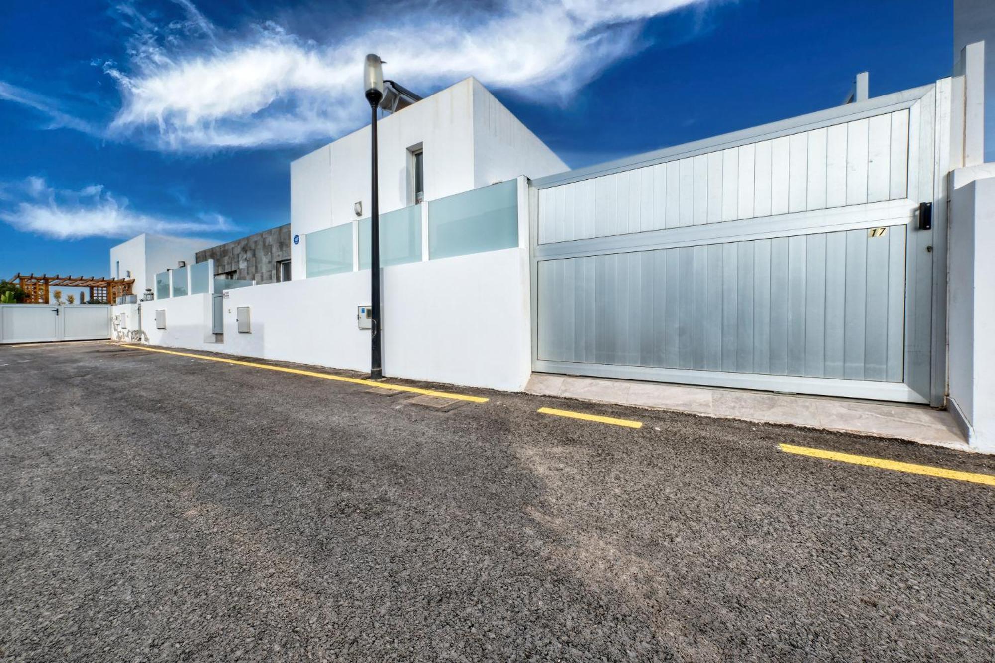 Cassia - Private Pool, Foosball, Bbq, Air-con And Sat Tv Holiday home *