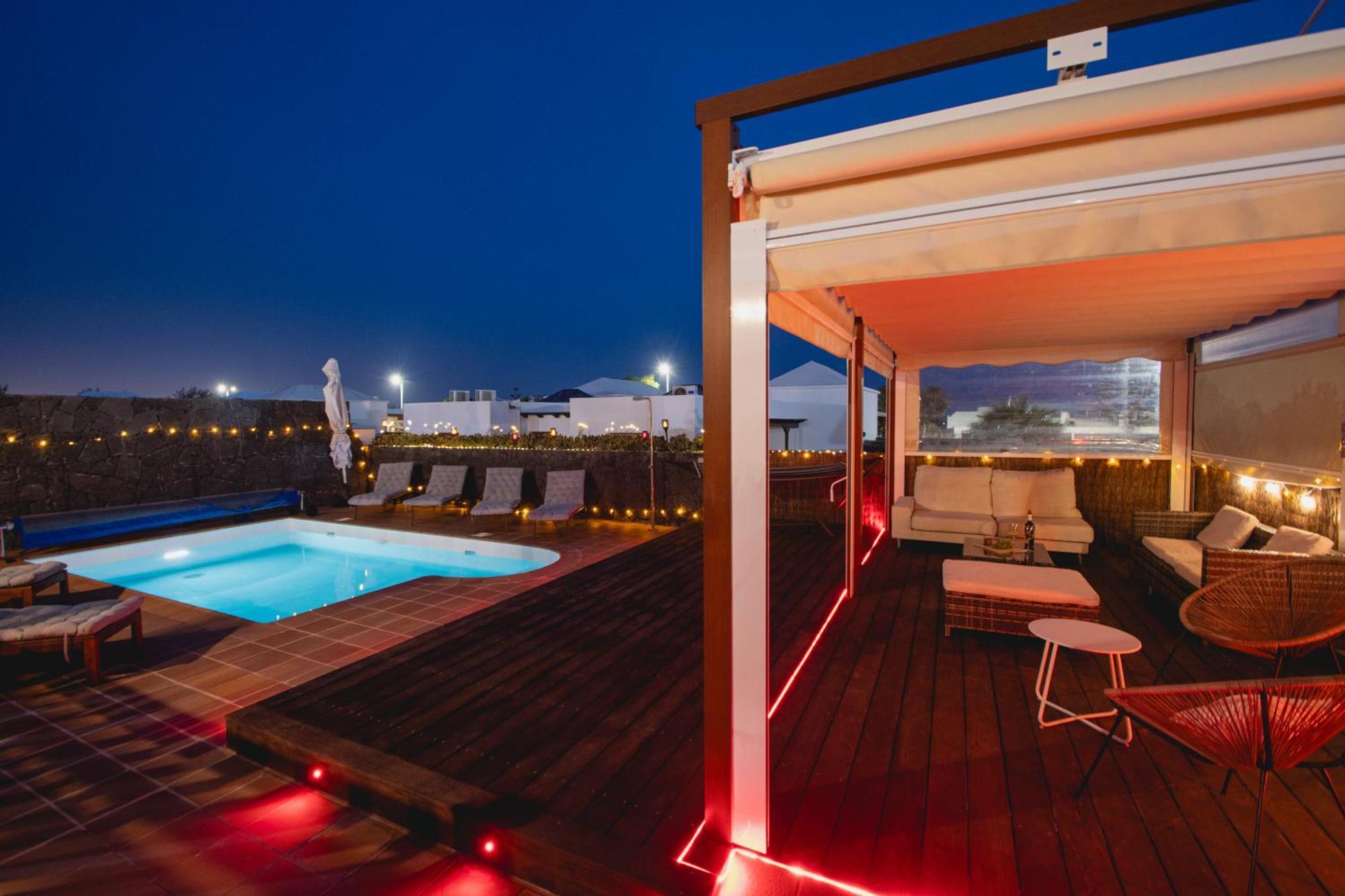 Cavendish With Sea Views And Heatable Pool Close To Flamingo