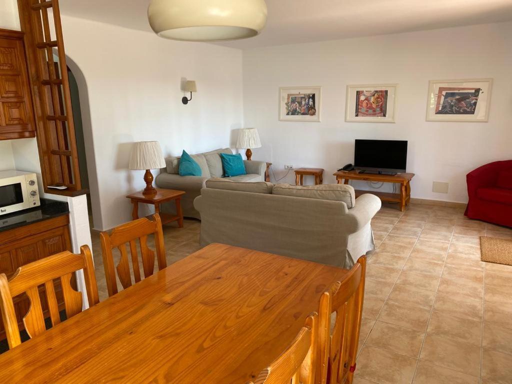 Las Brisas, 98 Playa Blanca (Lanzarote)