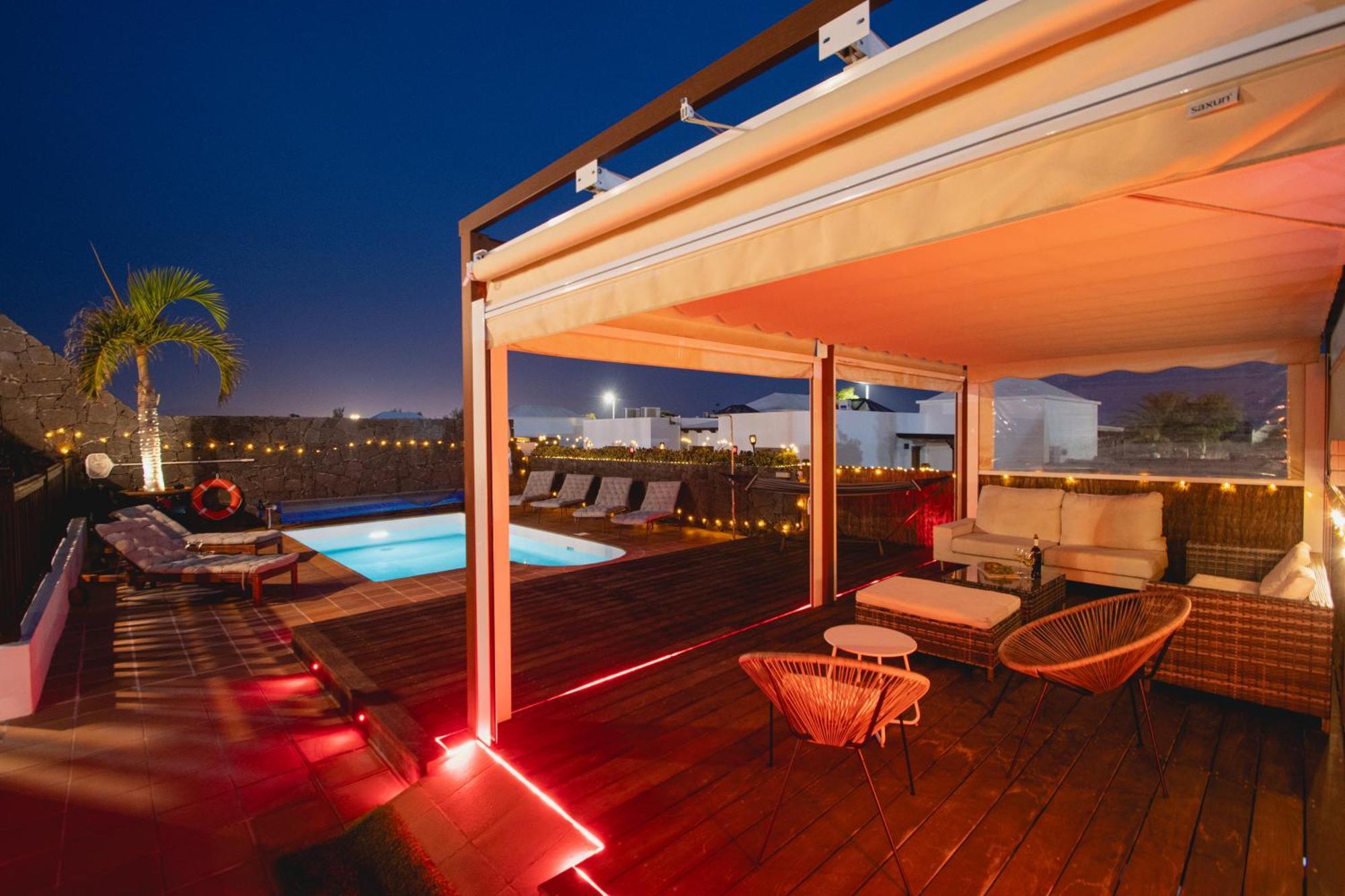 Cavendish With Sea Views And Heatable Pool Close To Flamingo Villa Playa Blanca (Lanzarote)