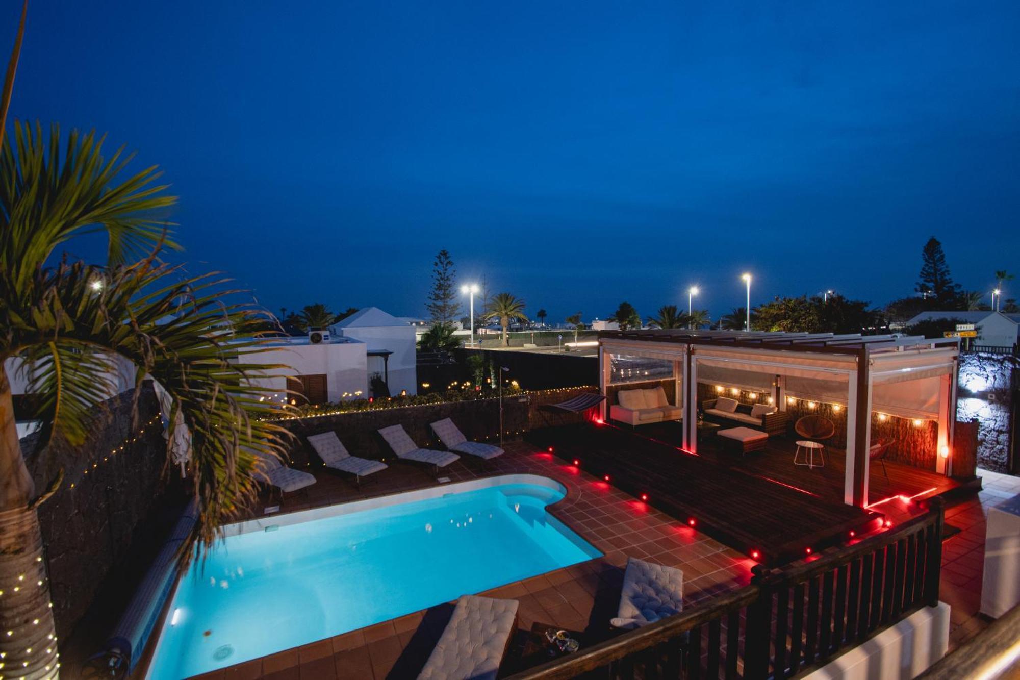 Cavendish With Sea Views And Heatable Pool Close To Flamingo *