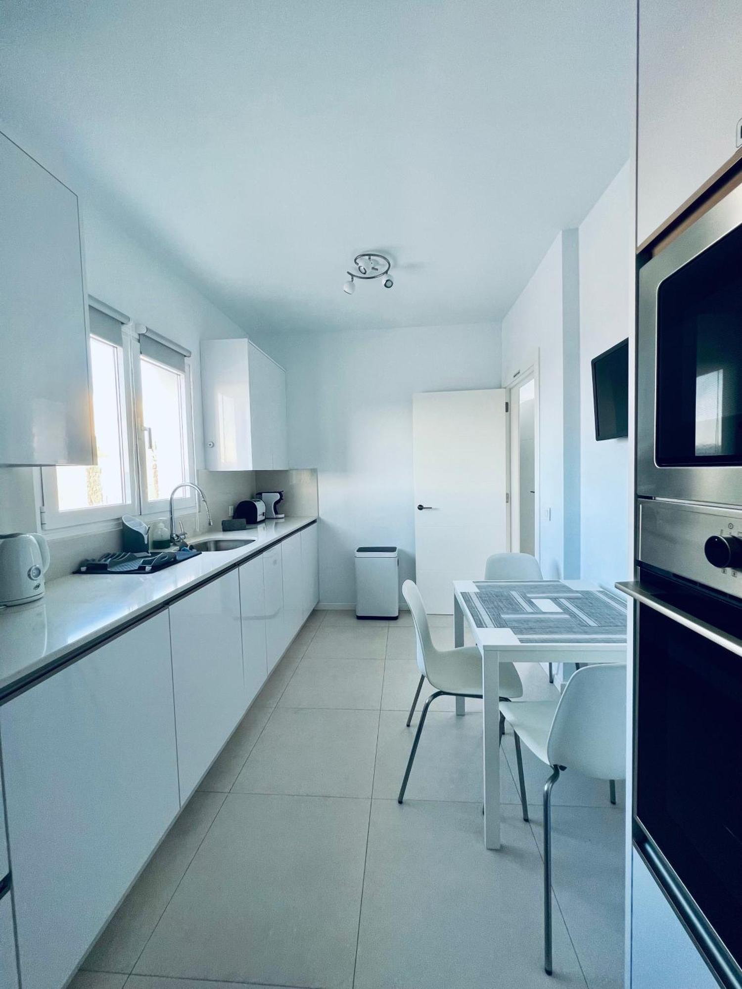 Lovely Sanmar, Heated Pool * Playa Blanca (Lanzarote)