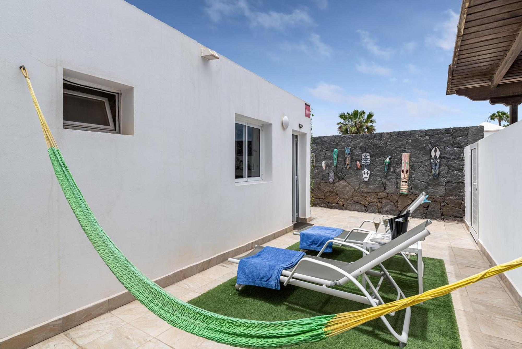 For Lanzarote Holidays House *
