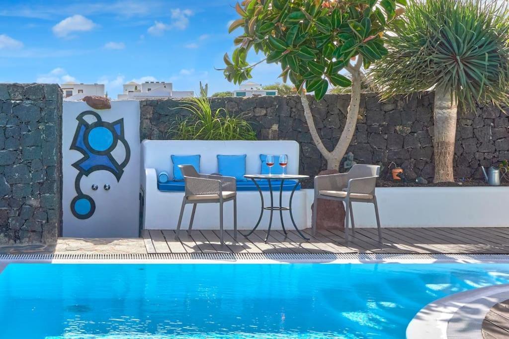 Casa Petra Peaceful & Private, Sea Views, Pool & Bbq *