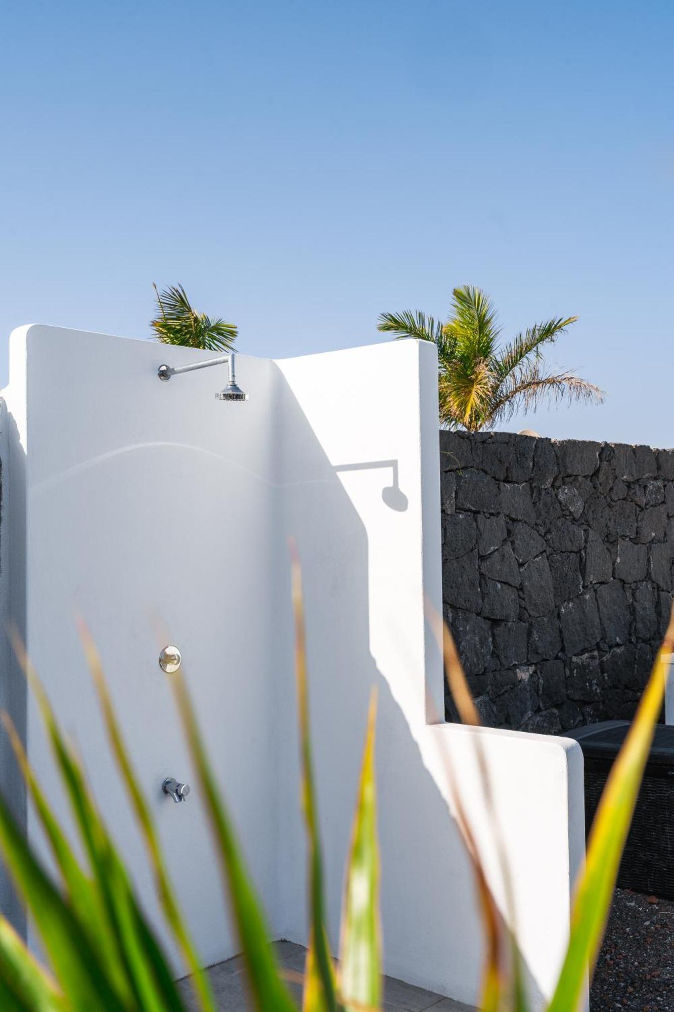 3 Bedroom Pool Short Walk From Papagayo Villa Playa Blanca (Lanzarote)
