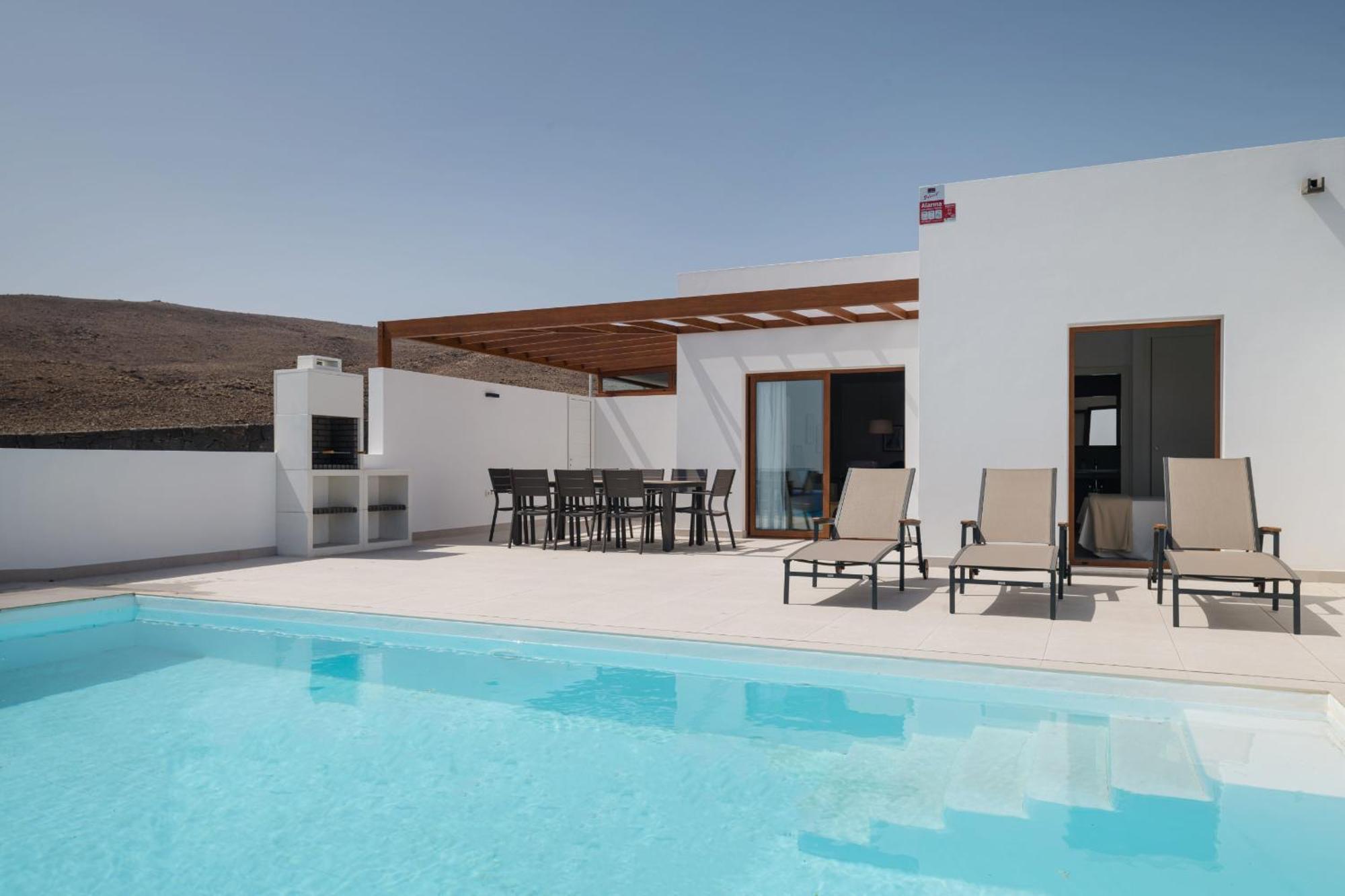 Anisa - Vipvipvillas