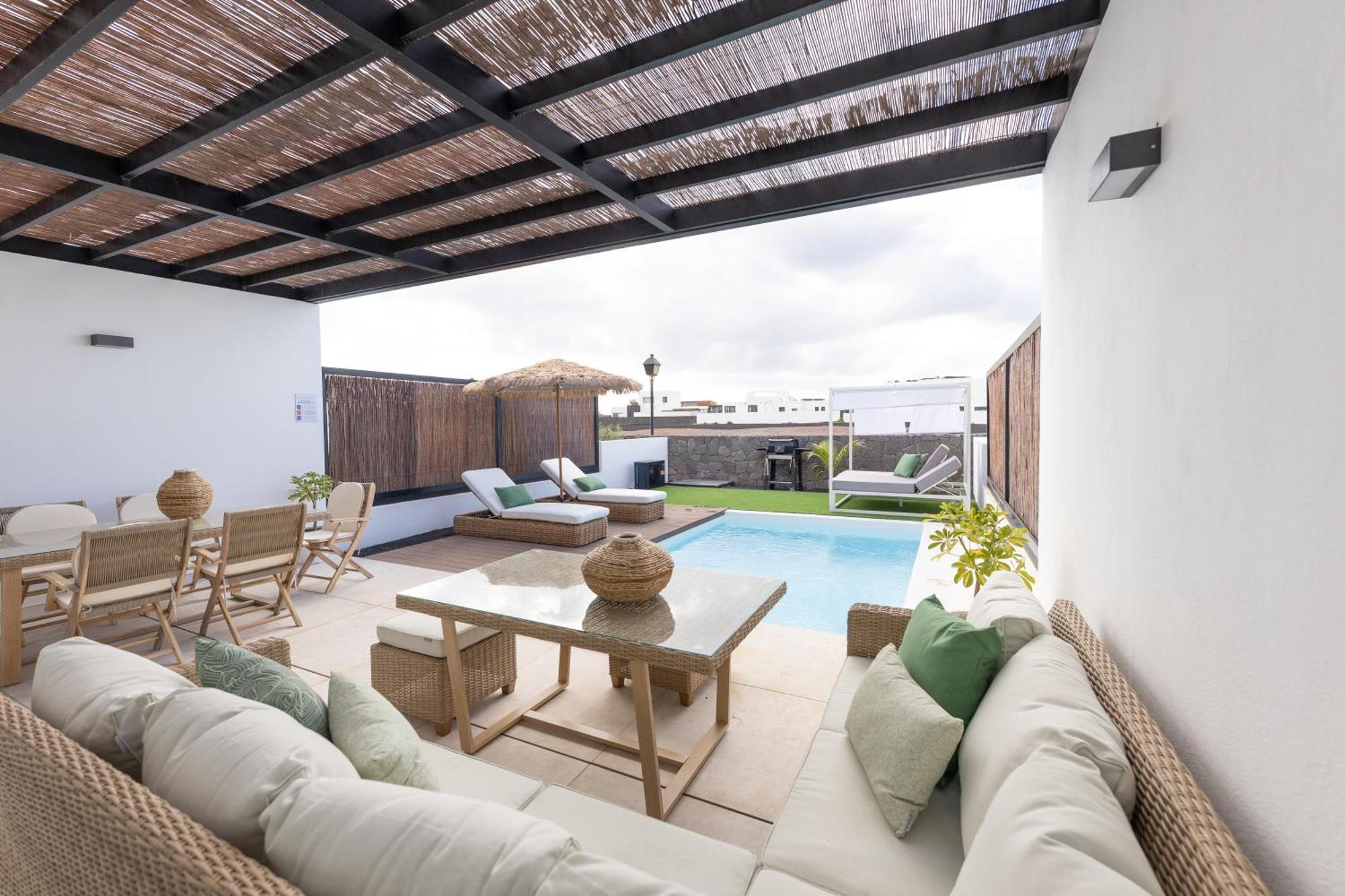 Serena Homes By Livvo