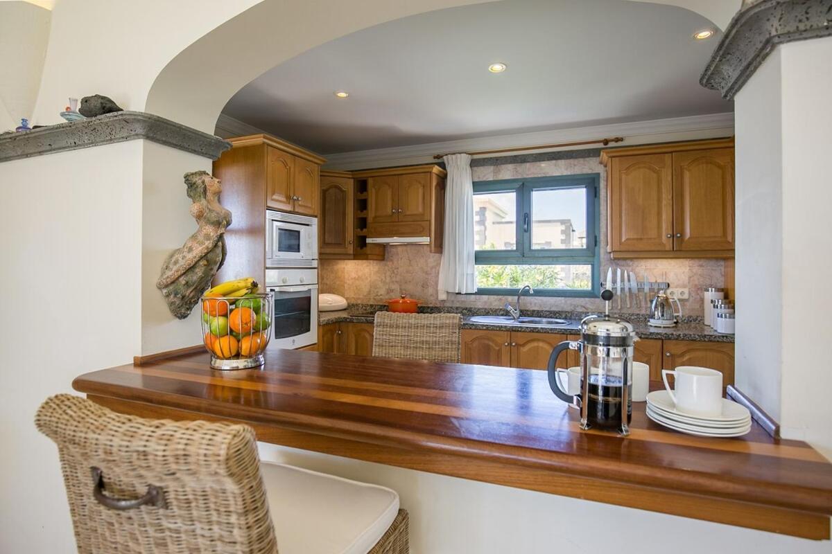 Villa Eva Exclusive 3 Bed Sea View