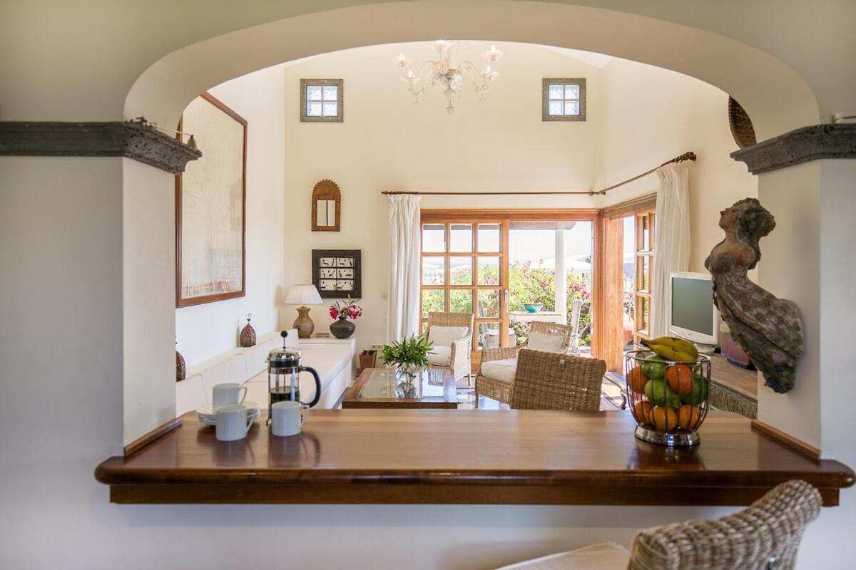 Villa Eva Exclusive 3 Bed Sea View *