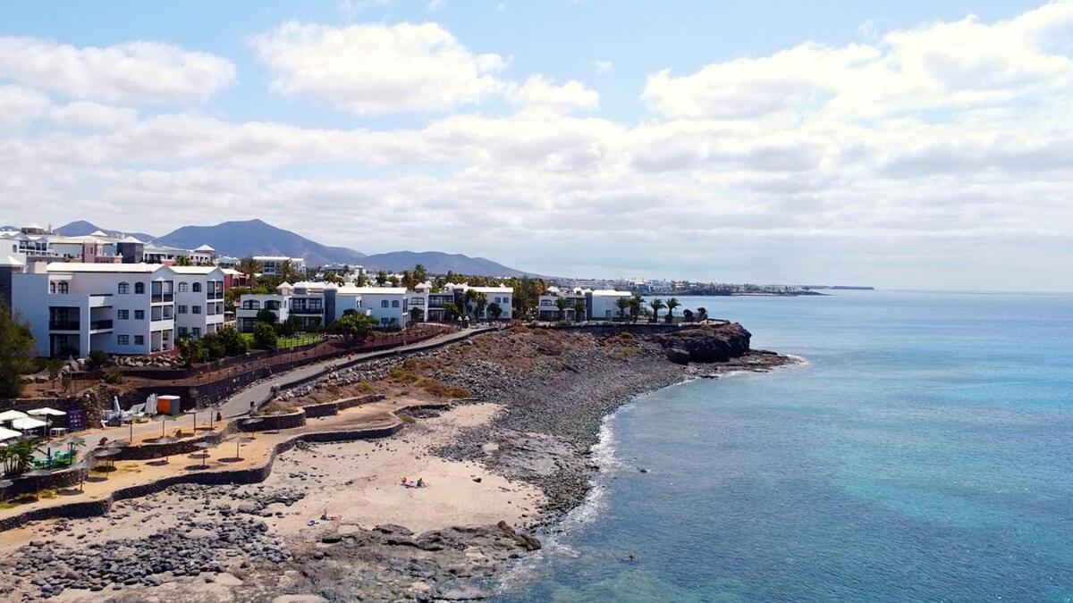 Villa Eva Exclusive 3 Bed Sea View *