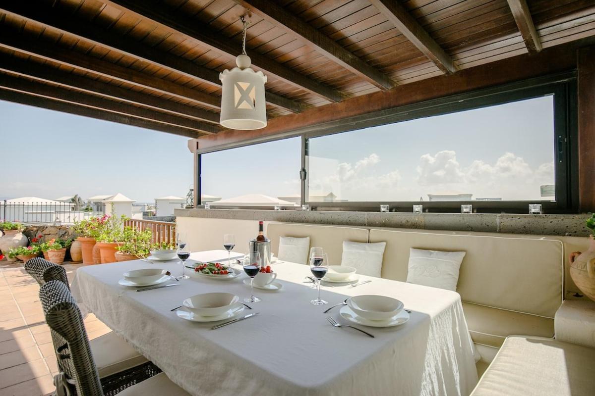 Eva Exclusive 3 Bed Sea View Villa Playa Blanca (Lanzarote)