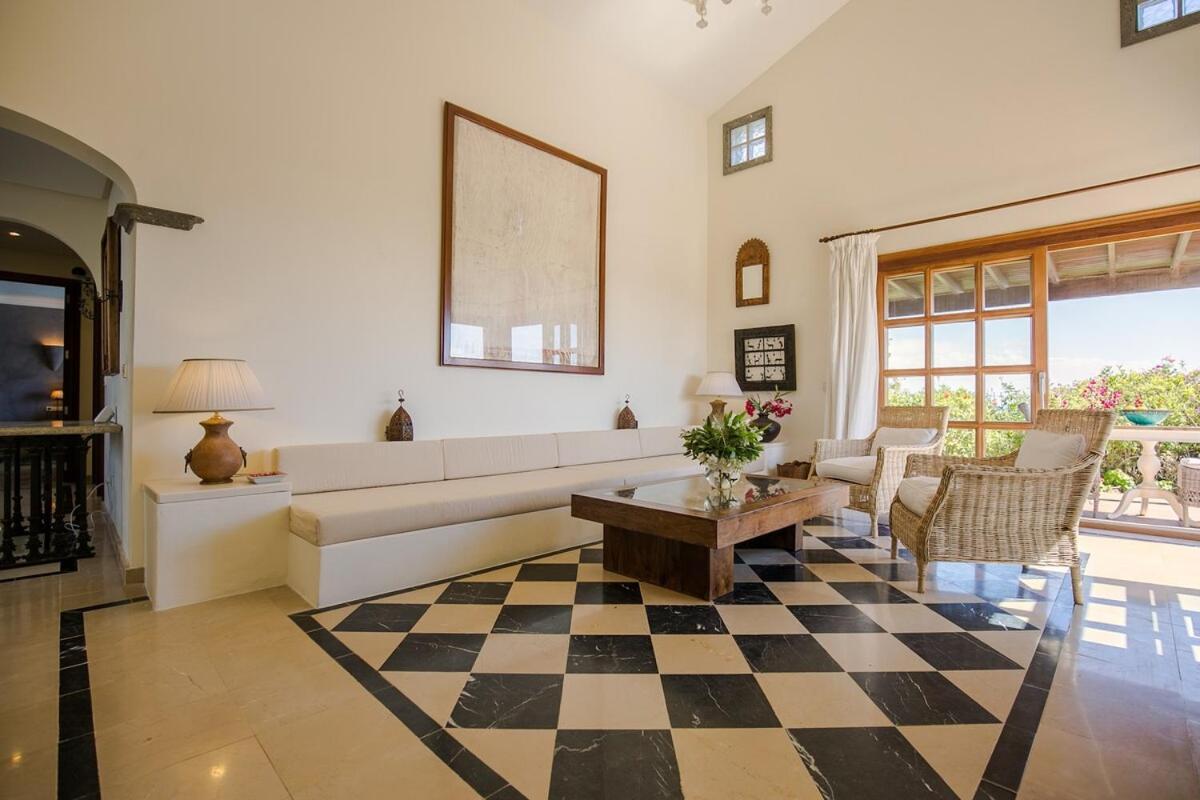Eva Exclusive 3 Bed Sea View Villa Playa Blanca (Lanzarote)