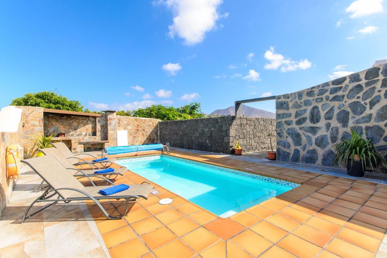 Piedra Villa Playa Blanca (Lanzarote)